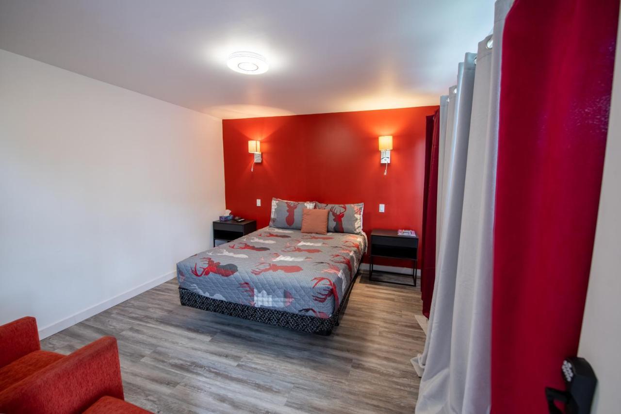 Motel Fleur De Lys Magog Zewnętrze zdjęcie