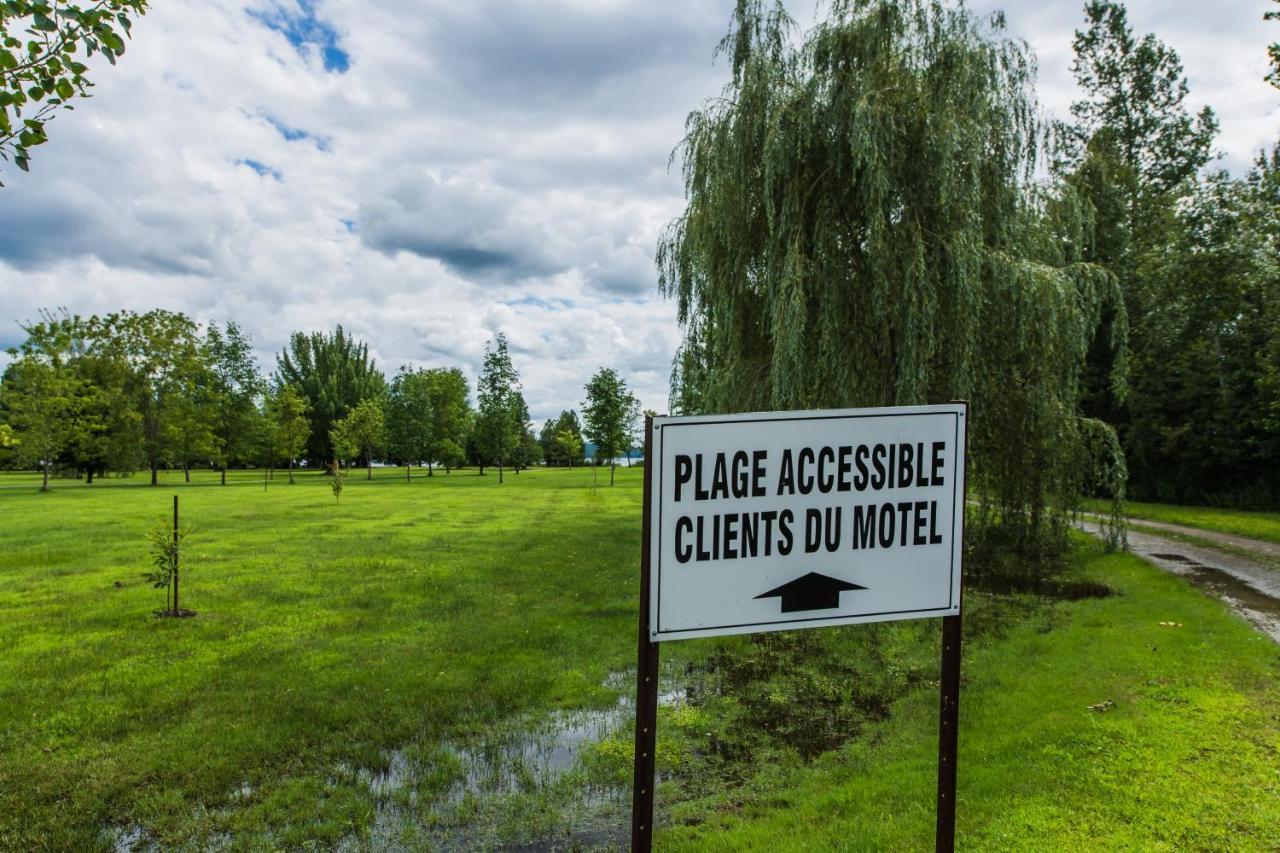 Motel Fleur De Lys Magog Zewnętrze zdjęcie