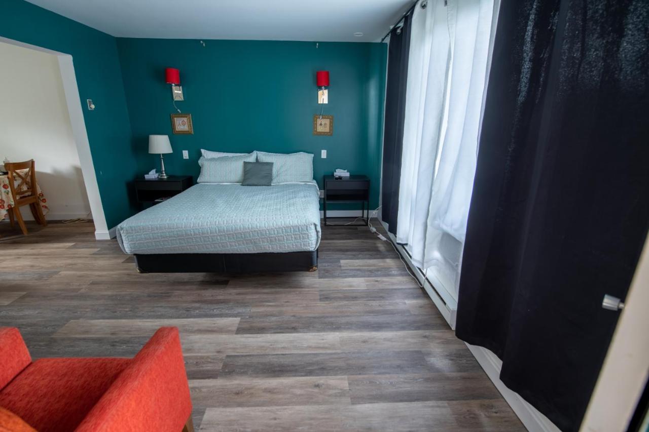 Motel Fleur De Lys Magog Zewnętrze zdjęcie