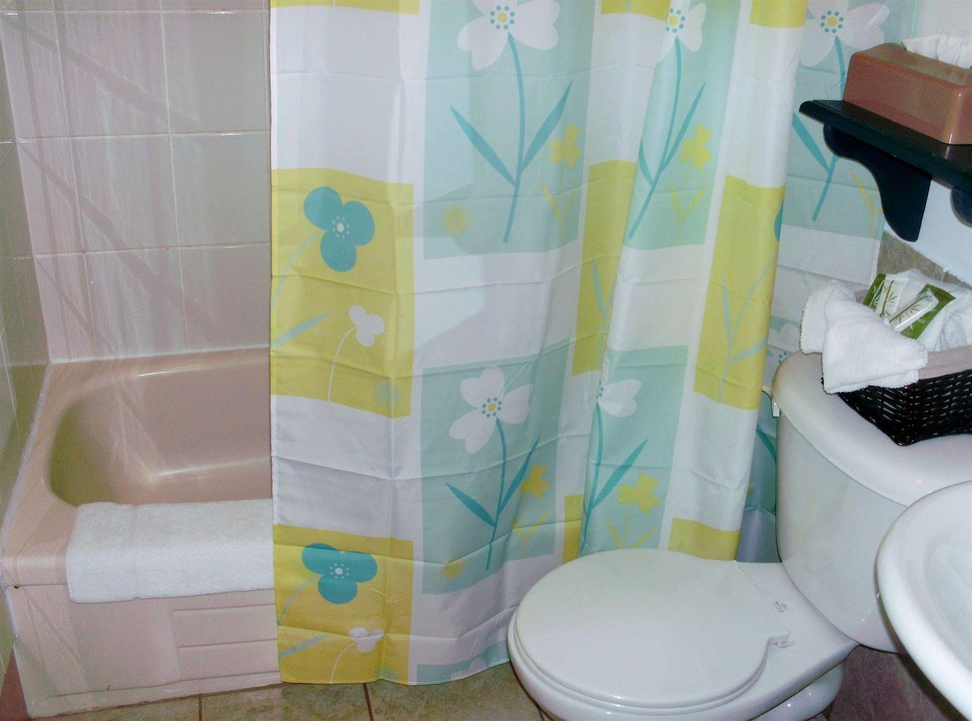 Motel Fleur De Lys Magog Zewnętrze zdjęcie